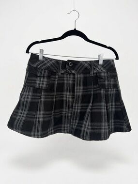 Arizona Jean Company Black & Gray Plaid Pleated Mini Skirt